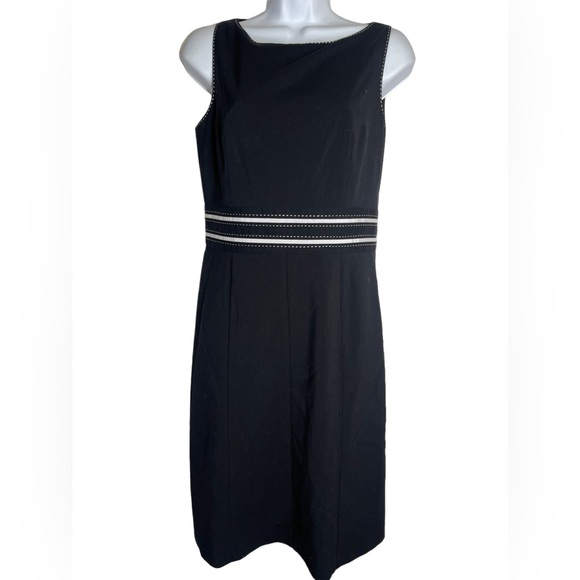 Ann Taylor Dresses & Skirts - Ann Taylor dress size 4 sleeveless black dress with white stitching 🖤‎